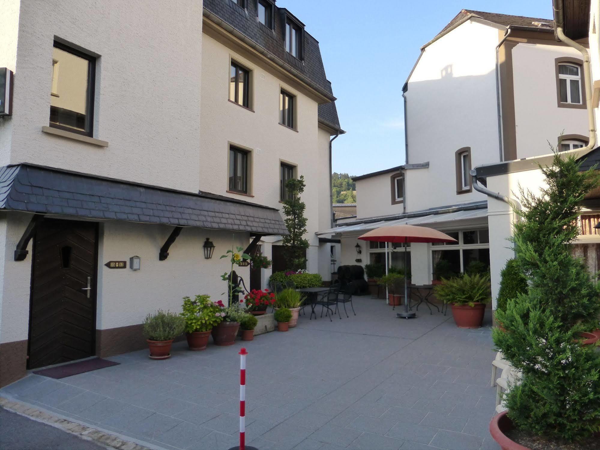 Hotel Du Parc Diekirch Exterior photo